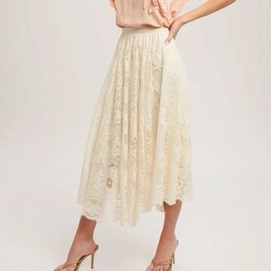 NWT🤍BLUIVY Lace Tulle Midi Skirt